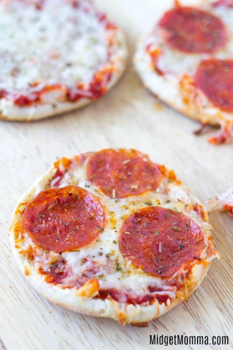 Quick & Easy Kid Approved English Muffin Pizza Recipe