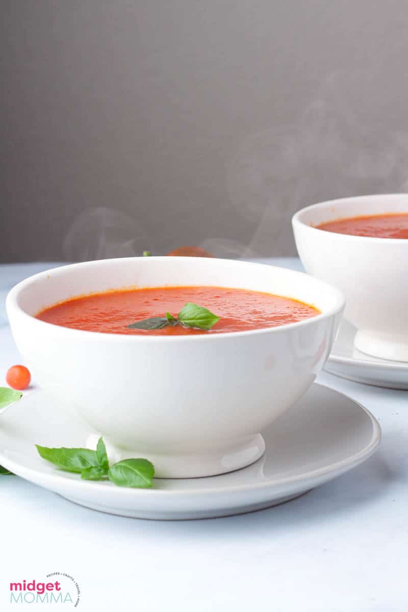 https://www.midgetmomma.com/wp-content/uploads/2013/10/Homemade-tomato-soup-with-fresh-tomatoes-7.jpg