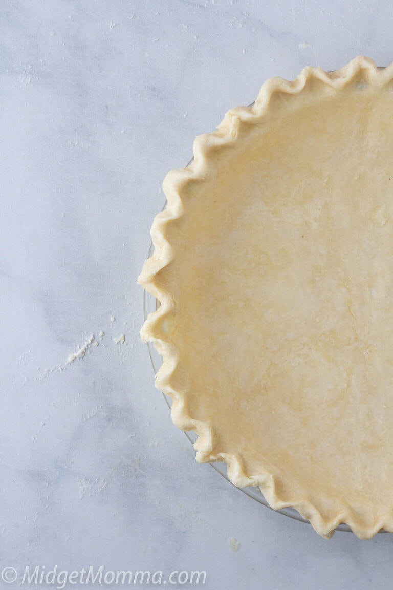 How to Make a Pie Crust (Homemade Pie Crust Directions)