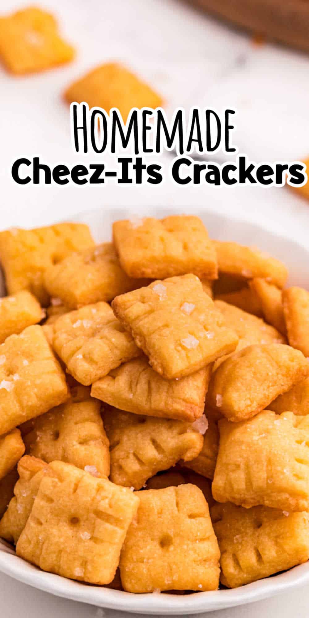 Homemade Cheez-Its Crackers Recipe (Cheddar Cheese Crackers)