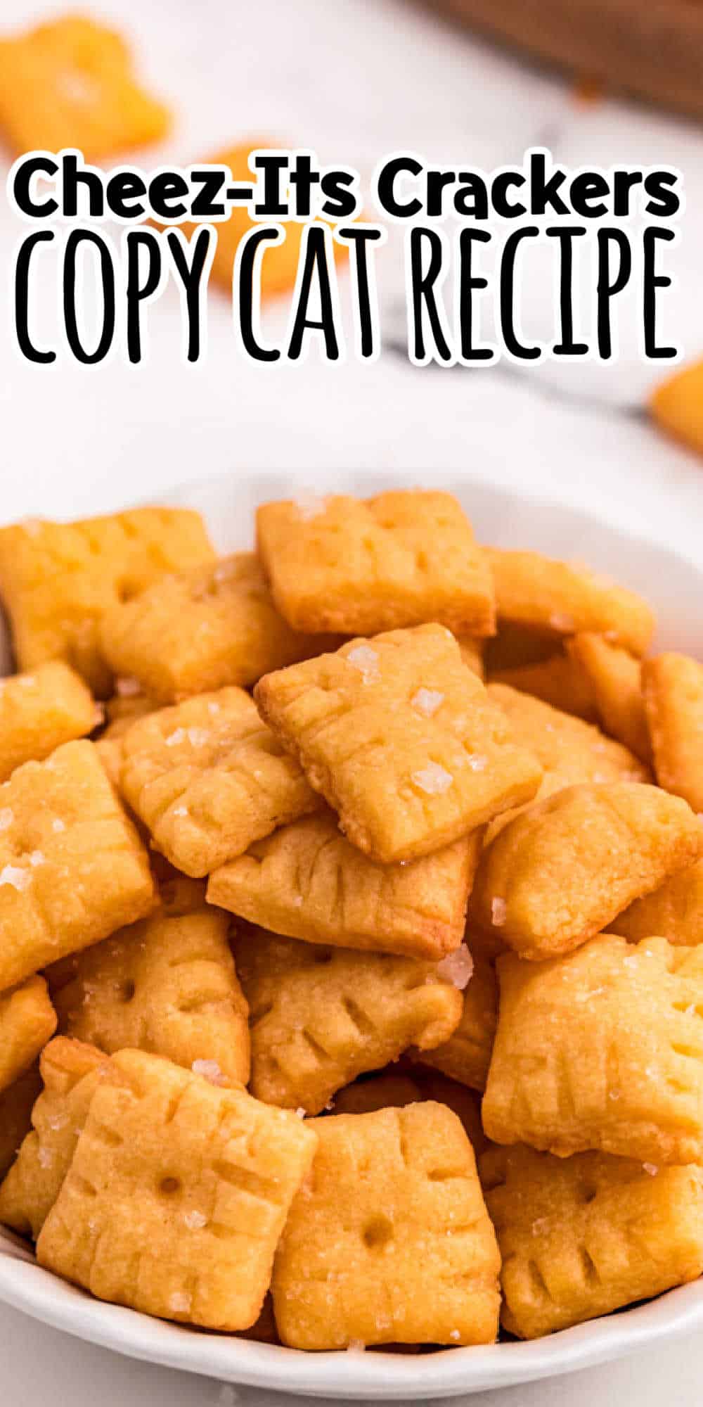 Homemade Cheez-Its Crackers Recipe (Cheddar Cheese Crackers)