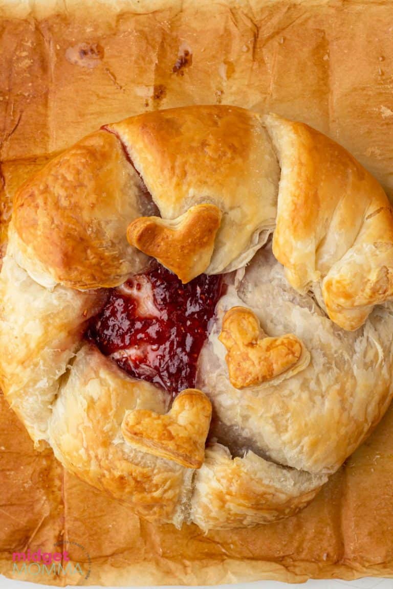 Baked Brie In A Puff Pastry (with Jam) • MidgetMomma