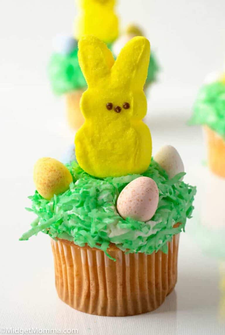 Easter Peeps Cupcakes - Easy Easter Bunny Cupcakes