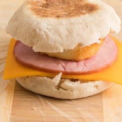 Canadian Bacon, Egg & Cheese Breakfast Sandwiches (Homemade Egg McMuffins)