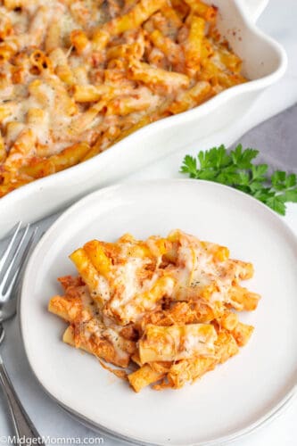 Cheesy Easy Baked Ziti Recipe - MidgetMomma.com