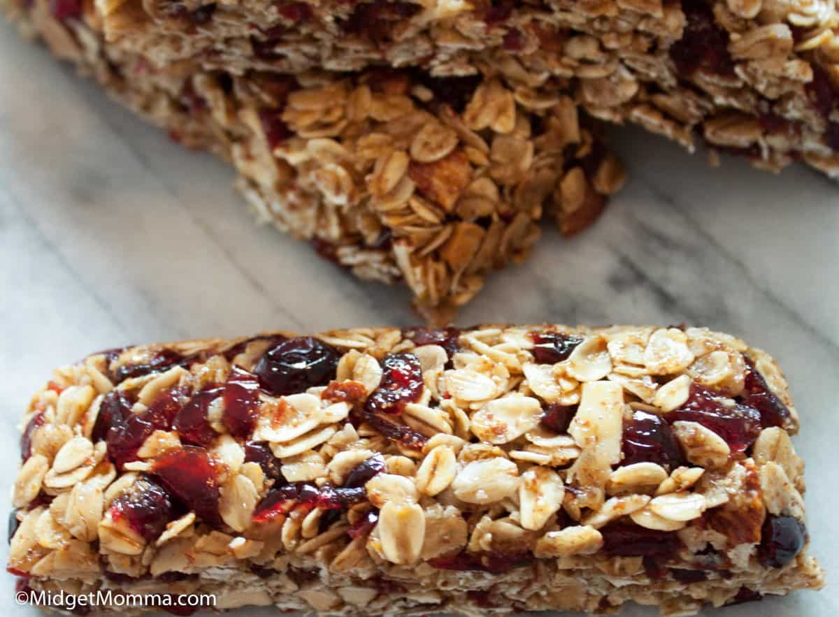 Cranberry Homemade Granola Bars Recipe