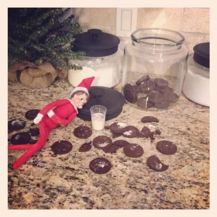 25 Easy Elf On The Shelf Ideas 2241