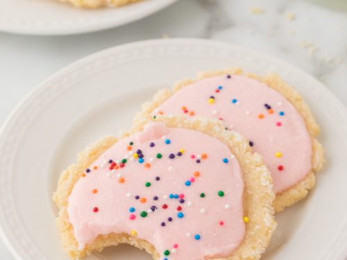 https://www.midgetmomma.com/wp-content/uploads/2015/06/Swig-Sugar-Cookies-Recipe-47-500x375.jpg