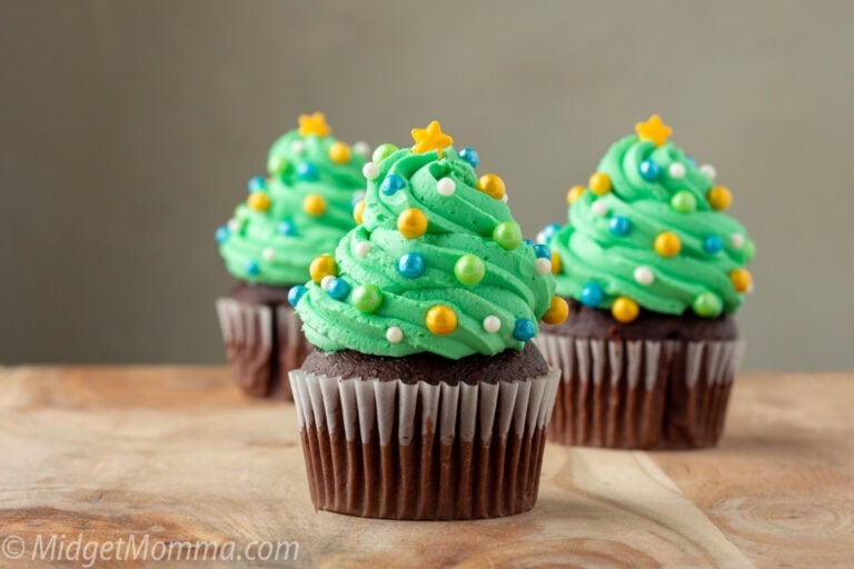 Christmas Tree Cupcakes With Homemade Frosting & Cupcakes