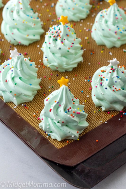 Christmas Tree Meringue Cookies • MidgetMomma