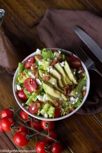 Easy Avocado BLT Salad Recipe • MidgetMomma