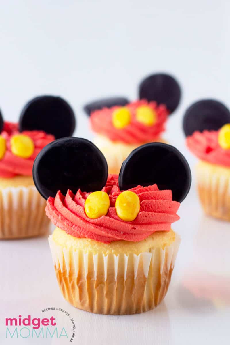 https://www.midgetmomma.com/wp-content/uploads/2016/03/Mickey-Mouse-Cupcakes-2.jpg