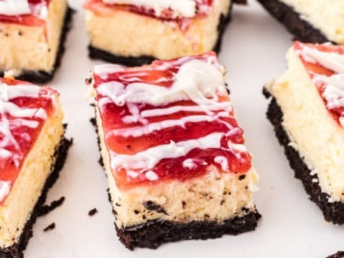 https://www.midgetmomma.com/wp-content/uploads/2016/04/Strawberry-White-Chocolate-Cheesecake-Bars-15-500x375.jpg
