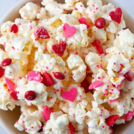 White Chocolate Popcorn Recipe - Valentine's Day popcorn • MidgetMomma