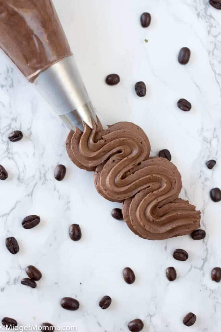 Bakery Style Mocha Buttercream Frosting • MidgetMomma