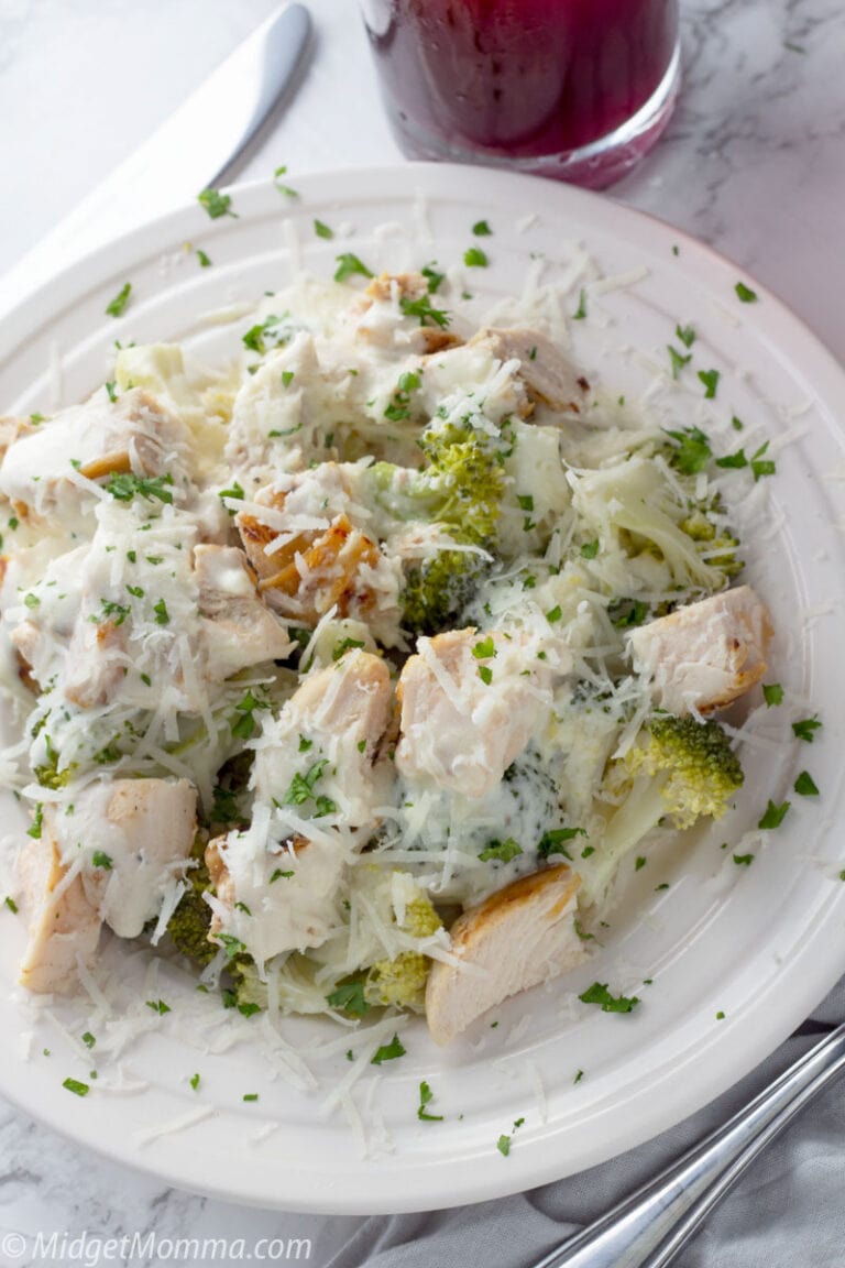 Easy Chicken And Broccoli Alfredo • MidgetMomma