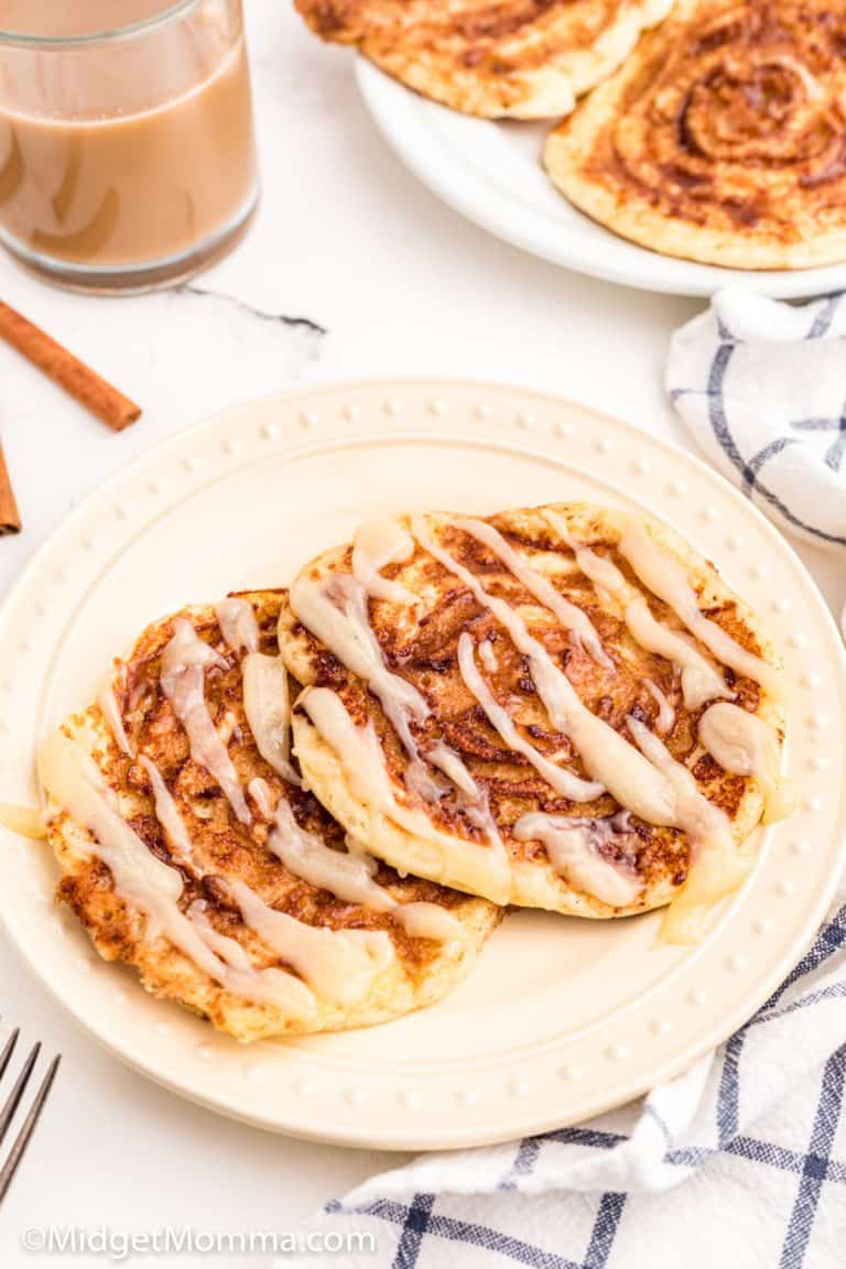 Cinnamon Roll Pancakes With Cream Cheese Glaze 5550