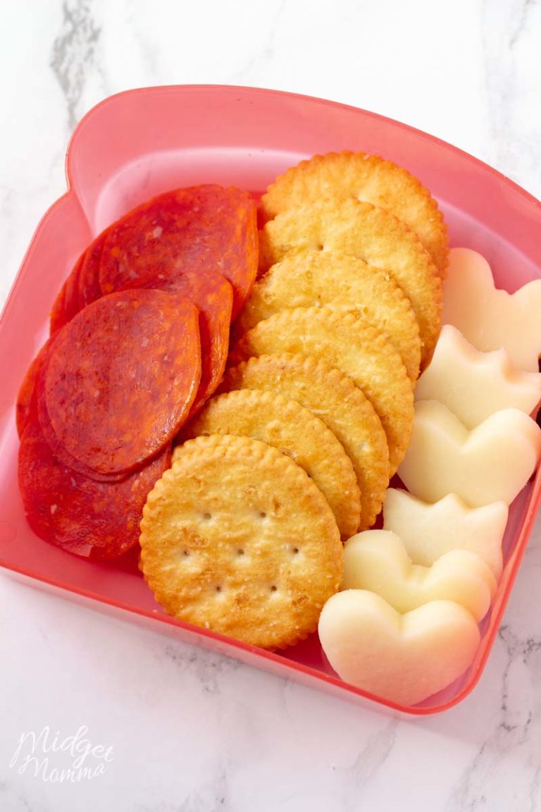 Pizza Crackers DIY Lunchables • MidgetMomma