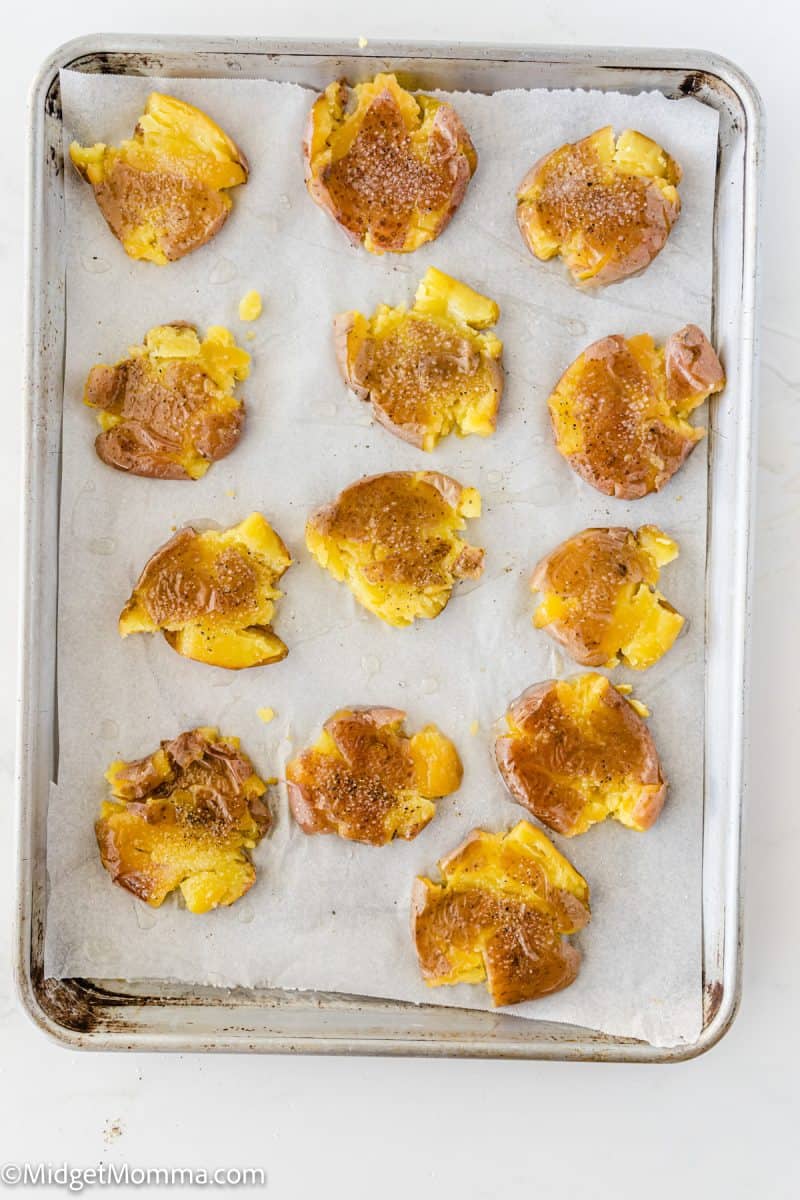 Best Ever Crispy Smashed Potatoes Recipe • MidgetMomma