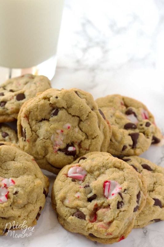 Peppermint Chocolate Chip Cookies • MidgetMomma