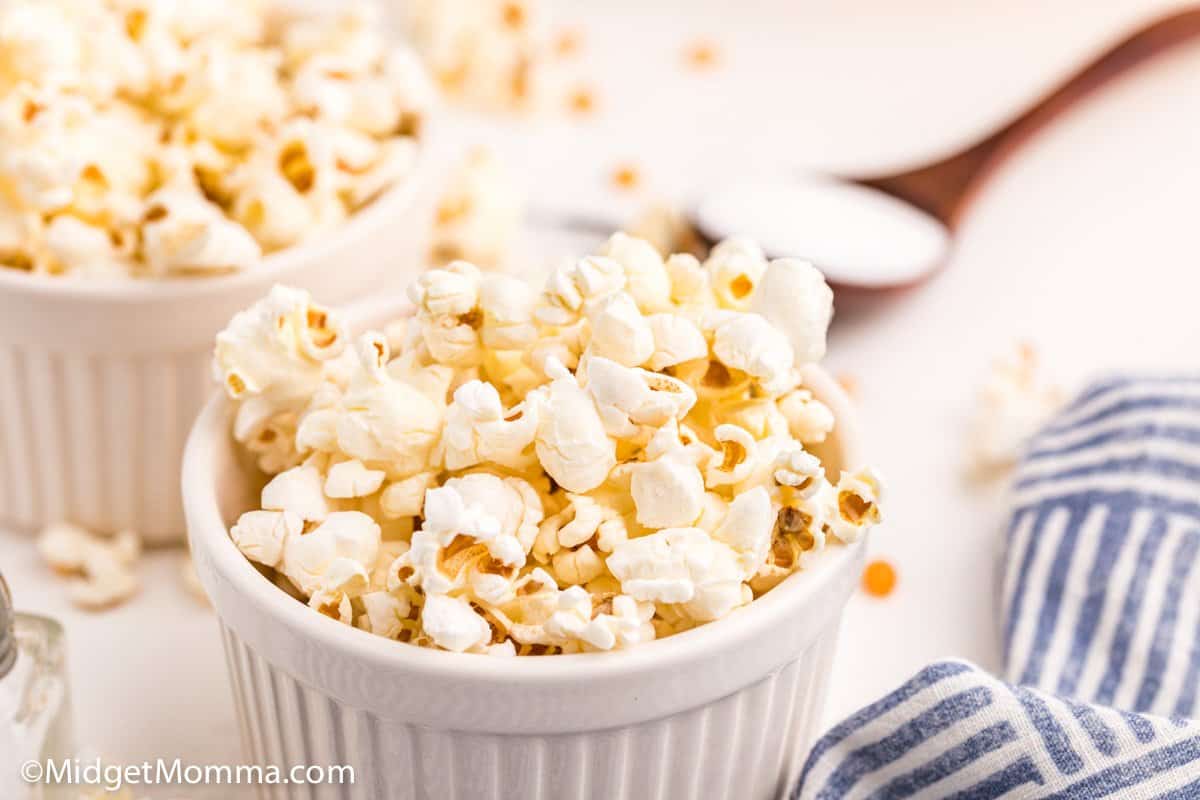 https://www.midgetmomma.com/wp-content/uploads/2019/04/Homemade-Kettle-Corn-21.jpg