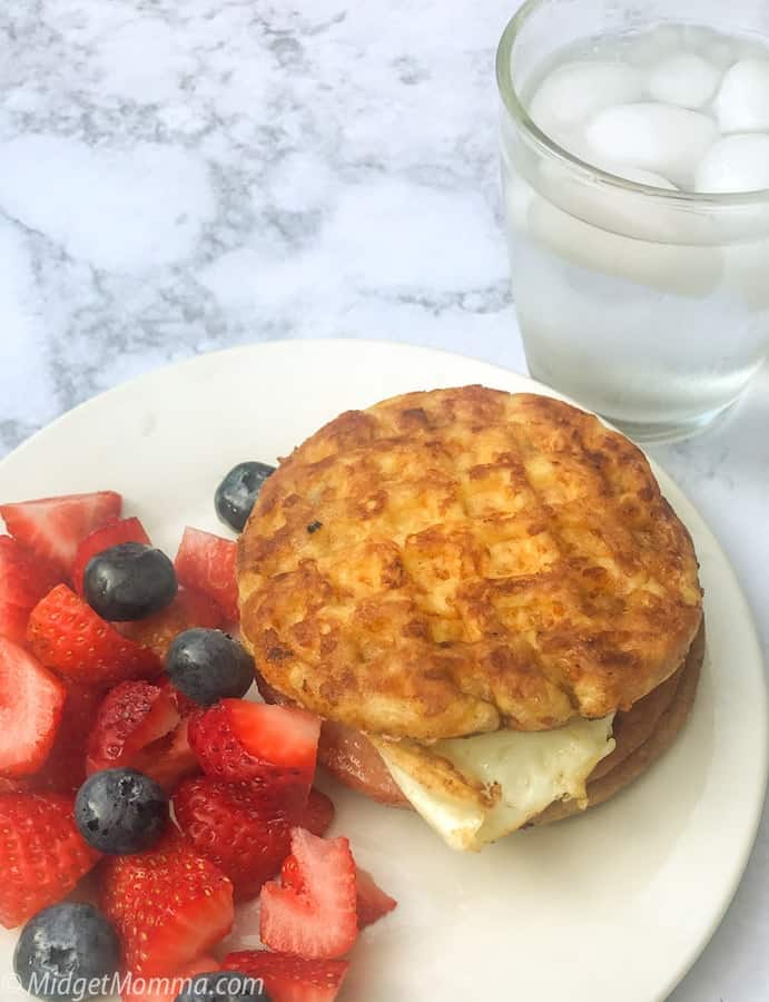 https://www.midgetmomma.com/wp-content/uploads/2019/08/Keto-Chaffle-breakfast-sandwich-bread-2.jpg