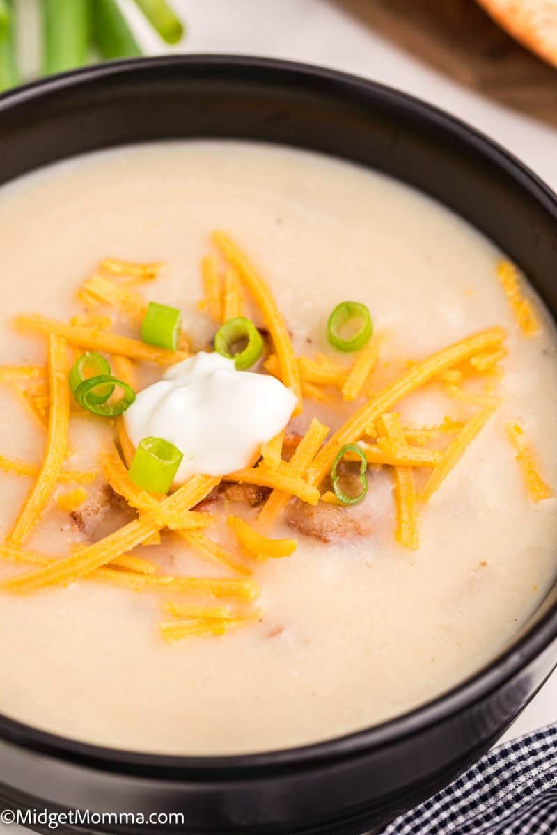 Baked Potato Cauliflower Soup With Bacon