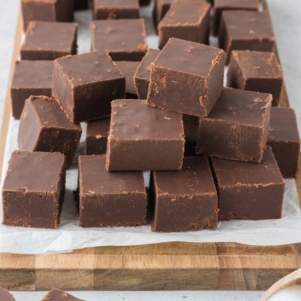 The BEST Old Fashioned Chocolate Fudge Recipe • MidgetMomma