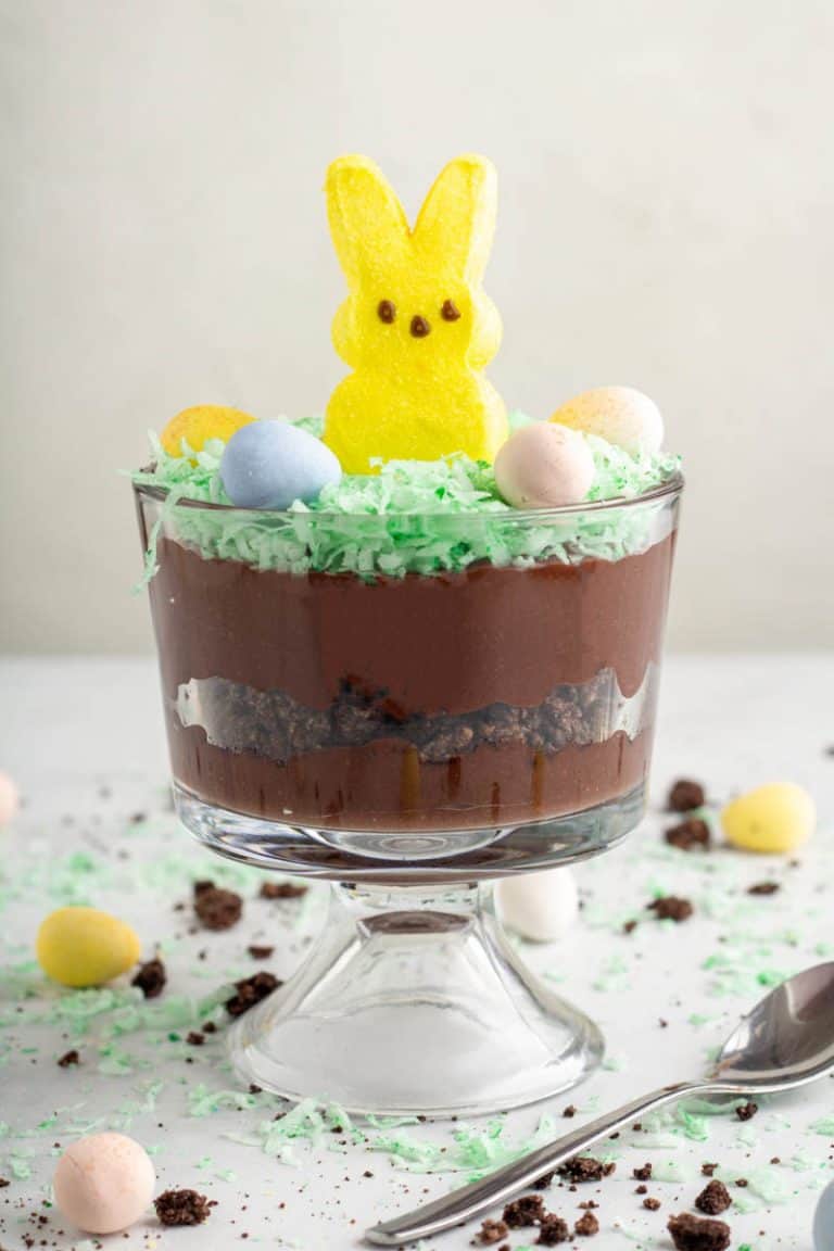 Easter Chocolate Pudding Parfaits • MidgetMomma