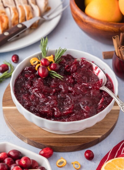 homemade cranberry sauce with whole cranberries