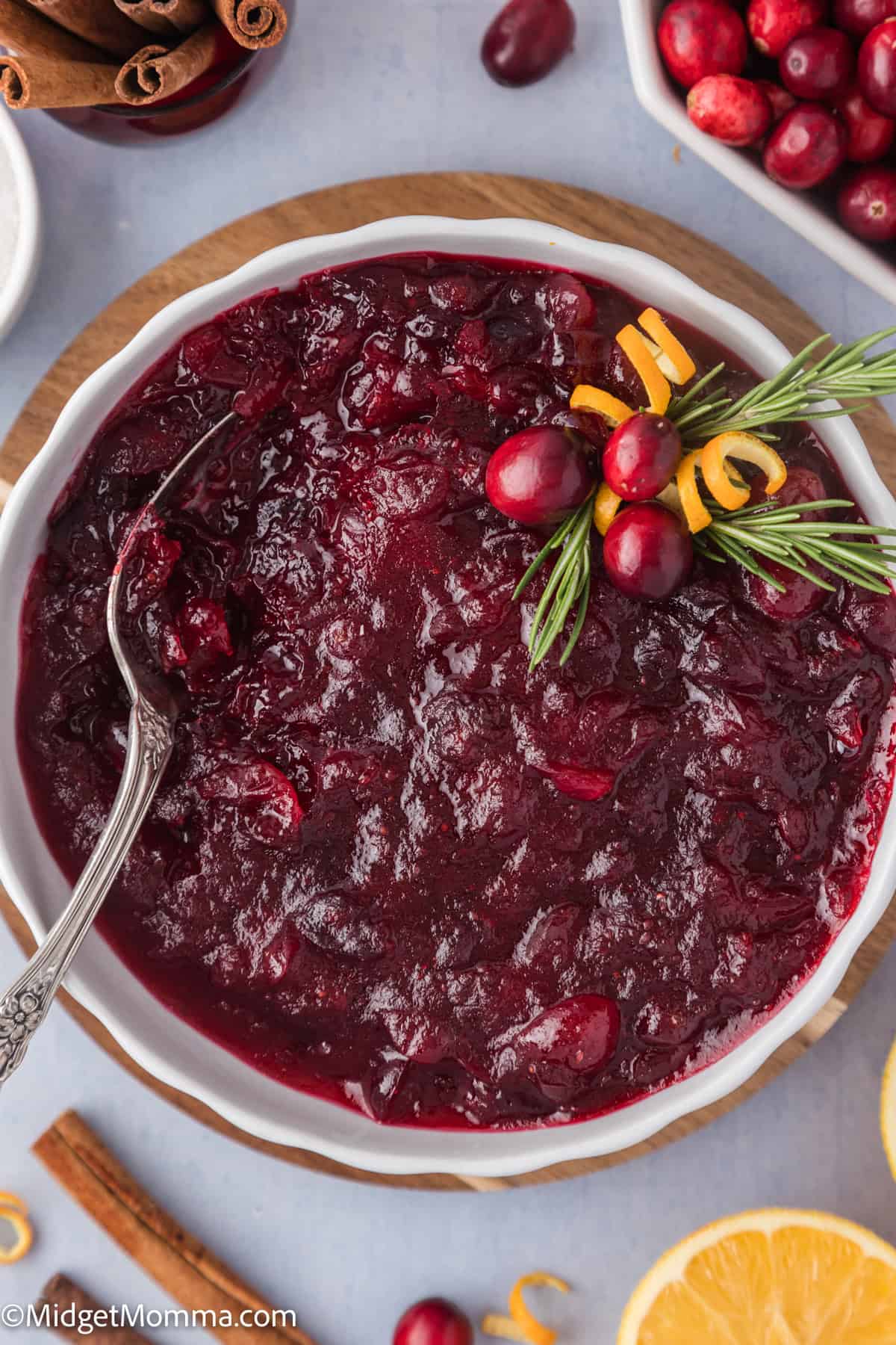 homemade cranberry sauce with whole cranberries