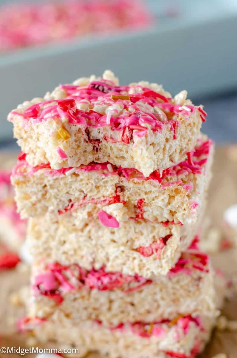 Valentine's Day Rice Krispie Treats • MidgetMomma