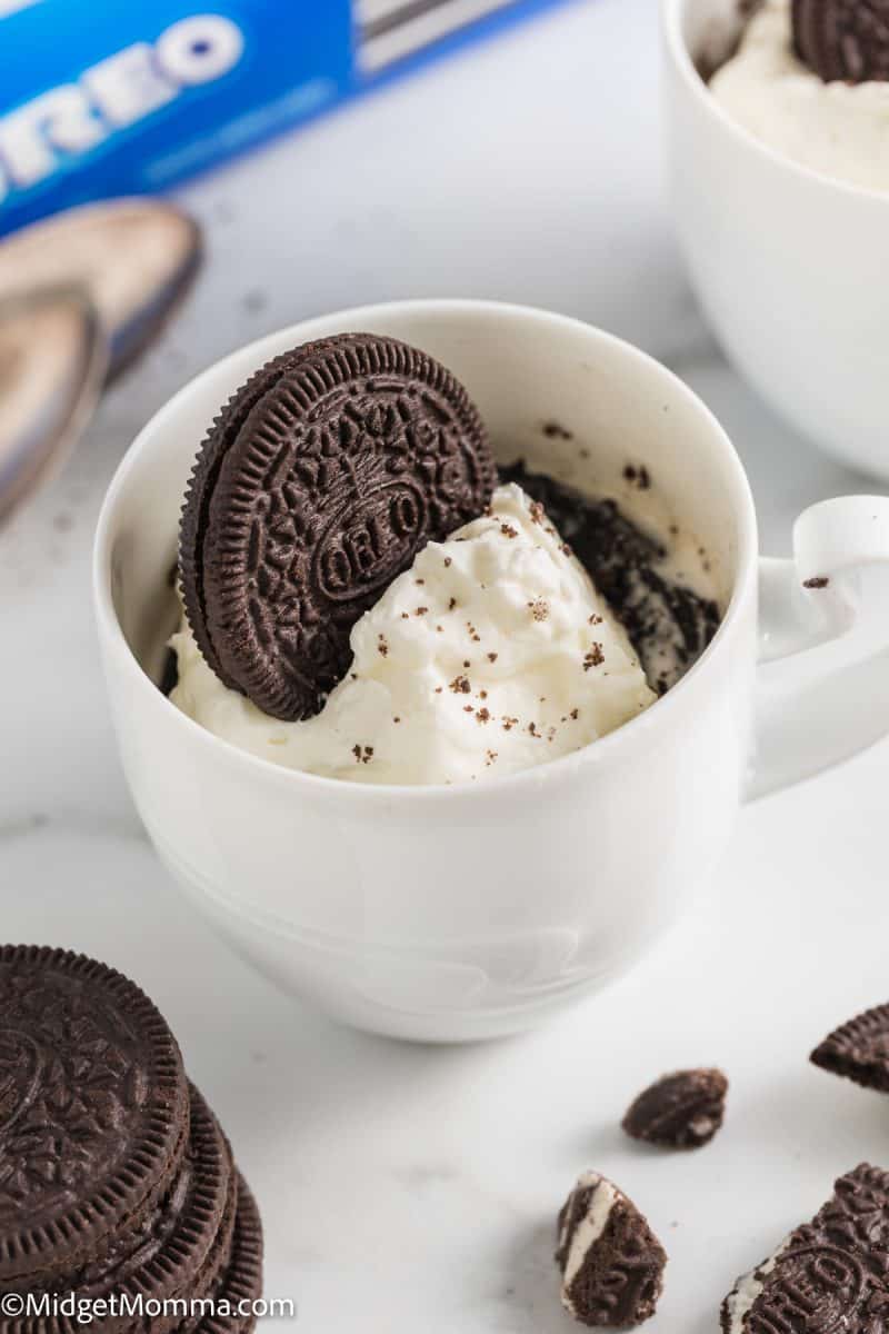 Microwave Oreo Mug Cake Recipe • MidgetMomma