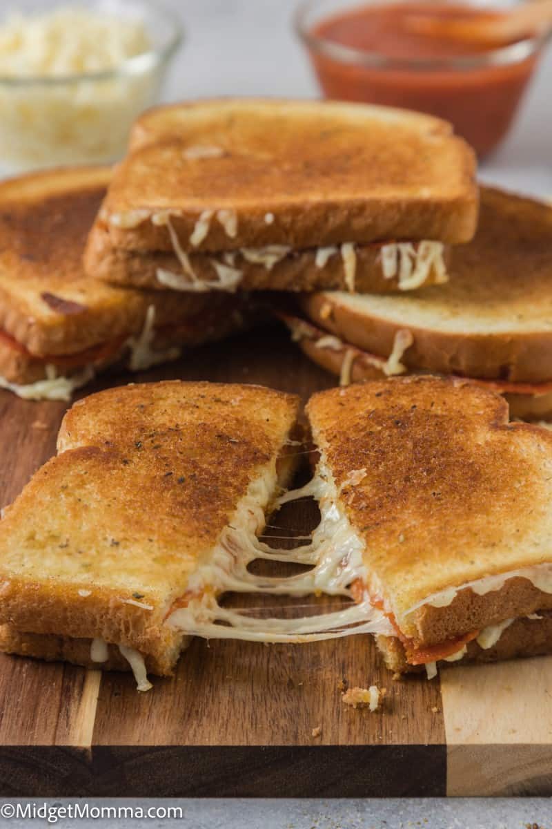 Pizza Grilled Cheese Sandwich Recipe • MidgetMomma