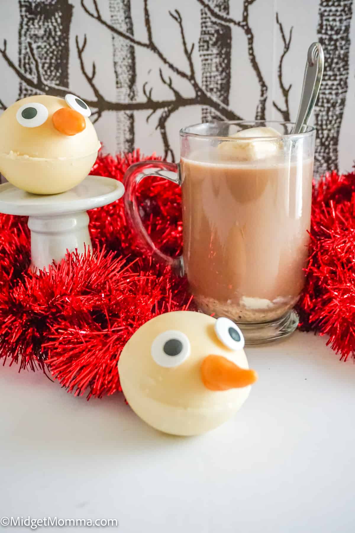 https://www.midgetmomma.com/wp-content/uploads/2023/10/snowman-hot-chocolate-bombs-40.jpg