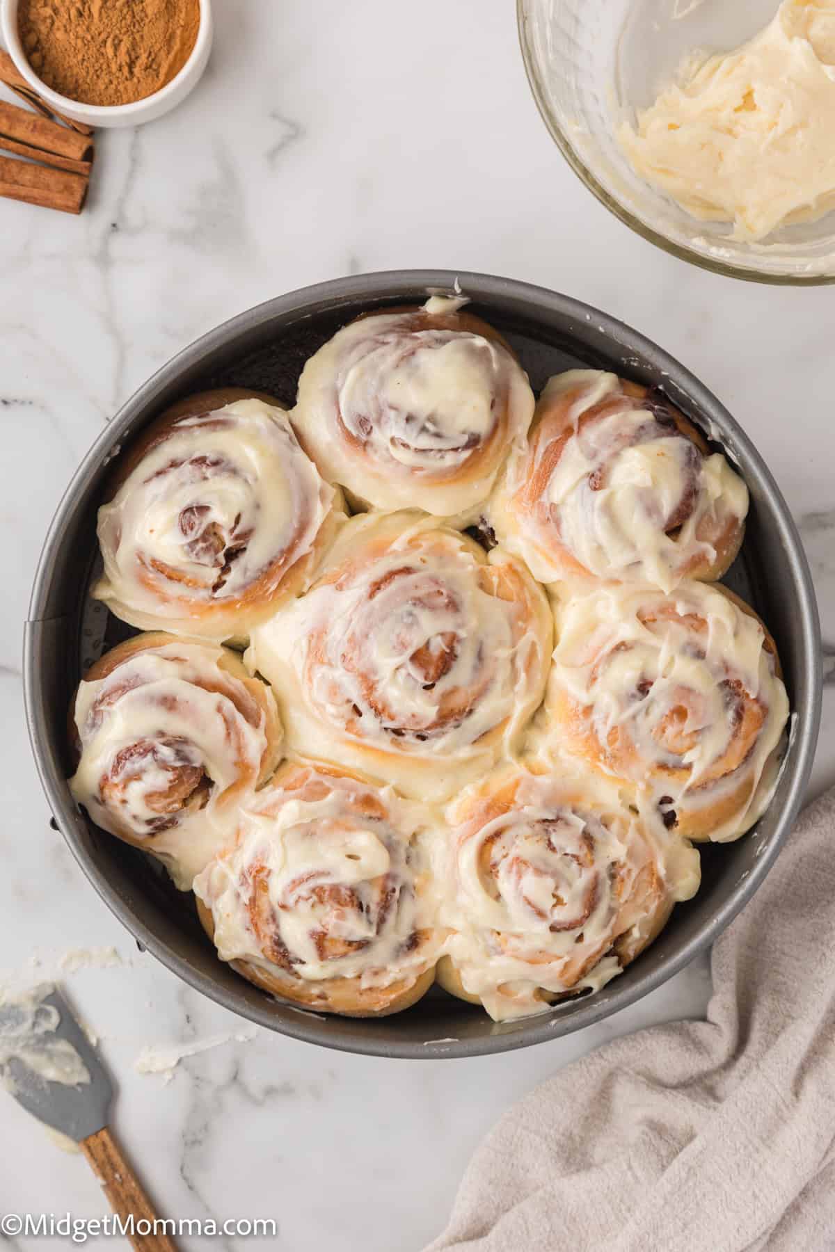 Easy Homemade Cinnamon Rolls Recipe (From Scratch)