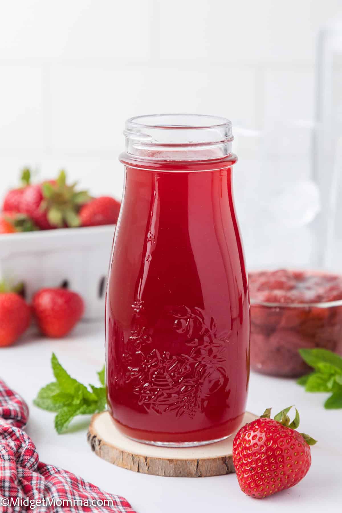 Homemade Strawberry Simple Syrup